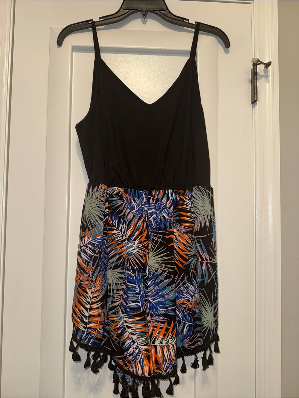 Black Tropical Print Spaghetti Strap Romper-OXL